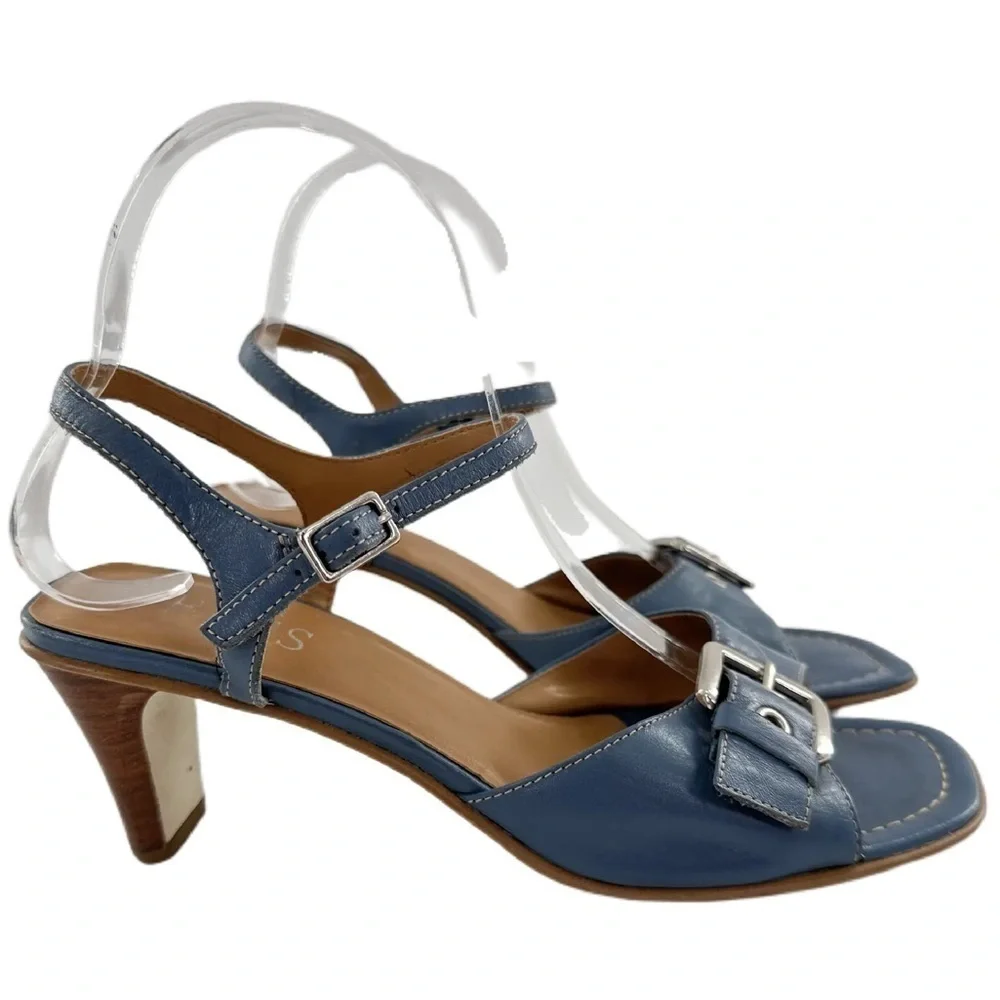 Bass womens heels size 8 cornflower blue leather buckle vintage 90s Y2k